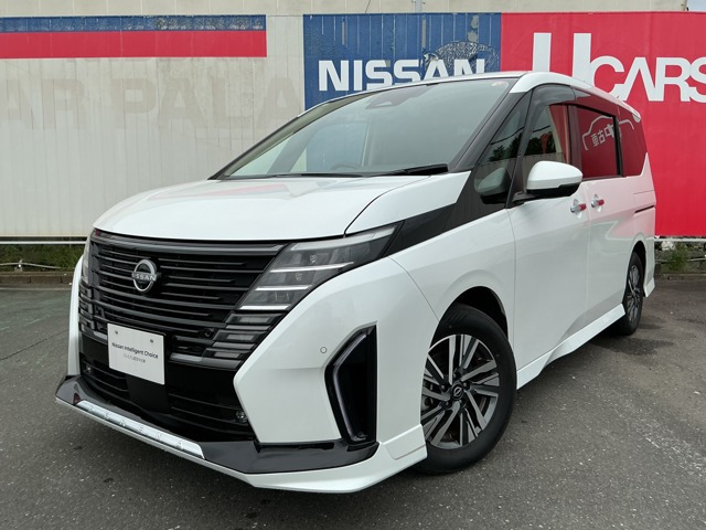 セレナ 1.4 e-POWER ハイウェイスターV 
