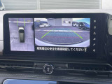 アラウンドビューモニター装備☆上から見たような画面で車庫入れも縦列駐車も安心です♪