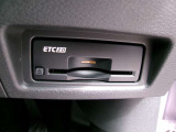 ETCがあれば高速道路もスムーズですよね!料金所で止まることなくスイスイ行けますよ!
