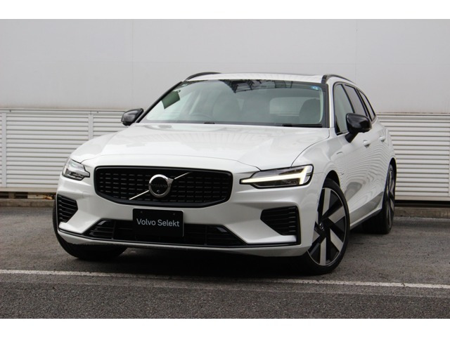 V60 ウルトラ T6  AWD プラグインハイブリッド 4WD 