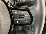 【アダプティブ・クルーズ・コントロール】予め設定した車速内でクルマが自動的に加減速。 前走車との適切な車間距離を維持しながら追従走行し、高速道路でのドライバーの疲労を軽減してくれる嬉しい機能付♪