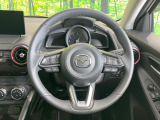 【純正革巻きステアリング】上質な革を使用することで、手にしっかり馴染みとても運転しやすいハンドルです♪