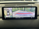 【360&deg;ビューモニター】専用のカメラにより、上から見下ろしたような視点で360度クルマの周囲を確認することができます☆死角部分も確認しやすく、狭い場所での切り返しや駐車もスムーズに行えます。