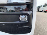 エンジンルームも綺麗に洗浄してから納車致します。普段あまり見ることが無い箇所だからこそ綺麗だと感動しますよね(*&acute;▽`*)
