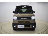 明るく省電力のLEDヘッドライトは、夜間の運転でも視界良好で安全な走行をサポートします。