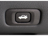 【オートクルーズコントロール】搭載。アクセル操作なしでも車が自動でスピードを保ってくれる機能です長距離の高速は楽々です。