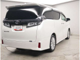 自社工房で輝くボディーと、綺麗で清潔な室内の車に生まれ変わります【ピカット一平】☆もちろん当社の技術スタッフの手により、点検整備が行われます。ぜひ、お客様の目でお確かめください。