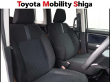 運手席も助手席もリラックスしてゆったりと座っていただけます。