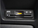 ◆ETC◆有料道路を利用する際にスムースに通過でき、わずらわしい料金支払いから開放されます!今や無いと不便に感じるほど必需品の装備ですね♪