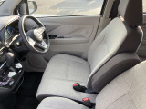 運転席まわりになります。実際に乗って頂き乗り心地をご体験してみてください。
