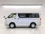色は人気のシルバーマイカです。