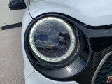 エンジンルームも綺麗に洗浄してから納車致します。普段あまり見ることが無い箇所だからこそ綺麗だと感動しますよね(*&acute;▽`*)