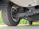 お車を安心してお乗りいただく為には、足回りの定期点検が欠かせません。サービスサポート(有償保証)では無料点検もご提供しており、安心のカーライフをお過ごしいただけるサポート体制が整っています。