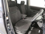 見通しのよいすっきりとした視界で、誰でも運転しやすいです。運転のしやすさは疲れにくさにも繋がりますよ♪