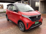 ご納車時には再度洗車・室内清掃を行い展示中についてしまった汚れも落として気持ち良くお乗りいただける状態にして納めさせていただきます!