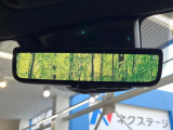 【デジタルインナーミラー】後席の大きな荷物や同乗者で後方が確認しづらい時でも安心!カメラが撮影した車両後方の映像をルームミラー内に表示。クリアな視界で状況の確認が可能です!