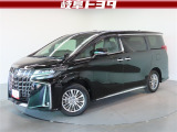 「これって中古車なの?」とおっしゃっていただける、美しい中古車をお届けしたい。U-Car店舗は9店・在庫は約300台ございます。
