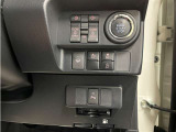 運転席周辺にある各種スイッチ画像です。今では必須アイテムのETCも装備(^^♪