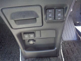 運転席・助手席シートヒーター付