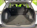 【パワーバックドア】スマートキーや運転席のボタンを押すだけでリアゲートが自動で開閉します!荷物を持っている時や、高い位置にあるバックドアを閉める際に便利な機能です♪
