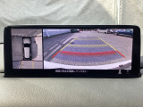 狭い場所での駐車やすれ違いなどでより的確な運転操作に役立つ360&deg;ビューモニターが装備されています。