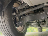 お車を安心してお乗りいただく為には、足回りの定期点検が欠かせません。サービスサポート(有償保証)では無料点検もご提供しており、安心のカーライフをお過ごしいただけるサポート体制が整っています。