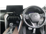 運転席から見たハンドルダッシュまわりになります。