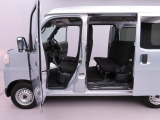 当店のお車には第三者機関の検査による「車両状態証明書」がついています!安心して乗っていただくためにも是非ご覧下さい!(一部お車を除く)