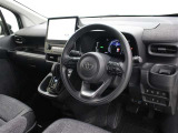 運転席廻りです。
