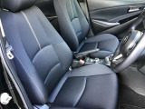 ゆったりとした運転席周り!!