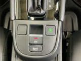 パーキングブレーキはスマートな電子制御式と合わせて渋滞時等にブレーキペダルから足を離しても停車状態を保持してくれるオートブレーキホールド機能で運転が楽になります。スタートはアクセルペダルを踏むだけ