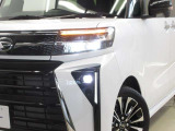 LEDヘッドライトです。デザイン性がよくとても明るいので、夜間の走行や悪天候でも安心です。しかも長寿命!