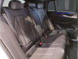 【エアバック】BMWのエアバックやその他の安全装備は、互いに補完しあう事で徹底した安全性を貫きます。万一の事故の際にそれぞれ最適な保護を提供してくれます!