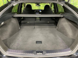 後席を格納すると、これだけの広さが!シーンに合わせたシートアレンジで、大きな荷物も積むことが出来ます♪