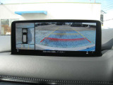 360&deg;ビュー:全方位を確認できて駐車も簡単です。