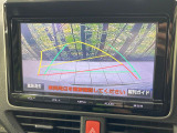 【バックカメラ】駐車時に後方がリアルタイム映像で確認できます。大型商業施設や立体駐車場での駐車時や、夜間のバック時に大活躍!運転スキルに関わらず、今や必須となった装備のひとつです!