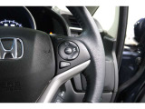 Hondaセンシングの機能のひとつ、アダプティブクルーズコントロール付!アクセルから足を離しても設定したスピードと前車との車間を保ち走行してくれます!車線維持もアシスト☆高速道路で疲労軽減ですね☆
