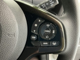 【アダプティブ・クルーズ・コントロール】予め設定した車速内でクルマが自動的に加減速。 前走車との適切な車間距離を維持しながら追従走行し、高速道路でのドライバーの疲労を軽減してくれる嬉しい機能付♪