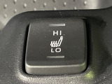 【シートヒーター】寒い日に重宝するシートヒーター!エアコンより早く温まってくれるので寒がりの人も安心ですね♪エアコンの温風は乾燥するから苦手、という方にもをおすすめです。