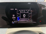 画面も大きく見やすいです。情報ディスプレイで車の状態もバッチリ確認出来ます。