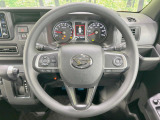 【ステアリングスイッチ】運転中、前方から目線をそらすことなく、オーディオ等の操作が可能な便利機能!安心&快適なドライブを演出してくれます♪