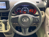 【ステアリングスイッチ】運転中、前方から目線をそらすことなく、オーディオ等の操作が可能な便利機能!安心&快適なドライブを演出してくれます♪