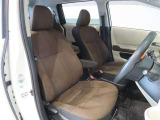 見通しのよいすっきりとした視界で、誰でも運転しやすいです。運転のしやすさは疲れにくさにも繋がりますよ♪