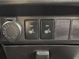 シートヒーター装備!エアコンに比べて暖まるスピードが速いので冬でも快適に過ごせます