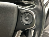 【クルーズコントロール】アクセルペダルを踏まずに一定の車速で走行できますので、高速道路など加減速の少ない道で便利です♪長距離ドライブの疲れを軽減してくれる、嬉しい装備ですよね♪