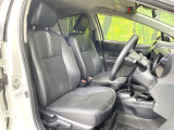 運転席シート廻りは使用感も少なく、良好な状態となっています。前オーナー様が丁寧に使っていたことがよくわかりますね。
