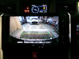 車庫入れなどでバックする際に後方確認ができて便利です。車庫入れ苦手な人もこれで安心!!