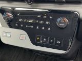 シートヒーターやハンドルヒーターが装備されております。