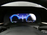 視認性の良いスピードメーターですね。夜も見やすく表示されますので運転が楽しくなります。