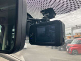 ドライブレコーダー◆万一、事故に遭遇した時など、品質の高い映像と音声で運転の記録をナビ画面ですぐに確認できます!